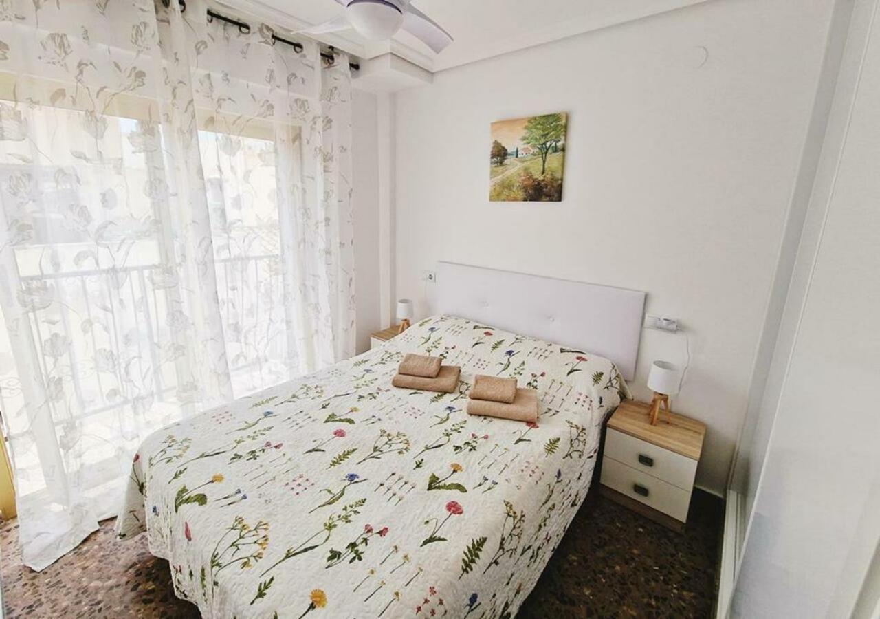 בנידורם Carmen Apartments מראה חיצוני תמונה