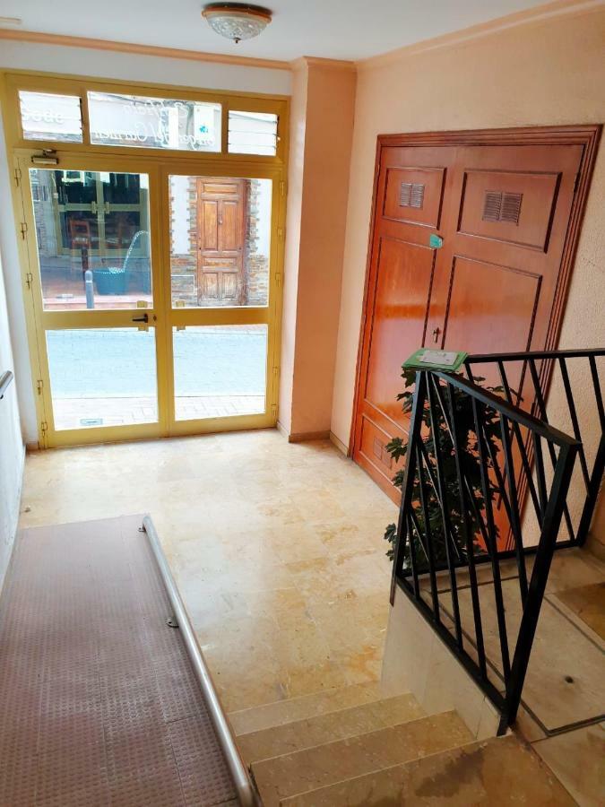 בנידורם Carmen Apartments מראה חיצוני תמונה